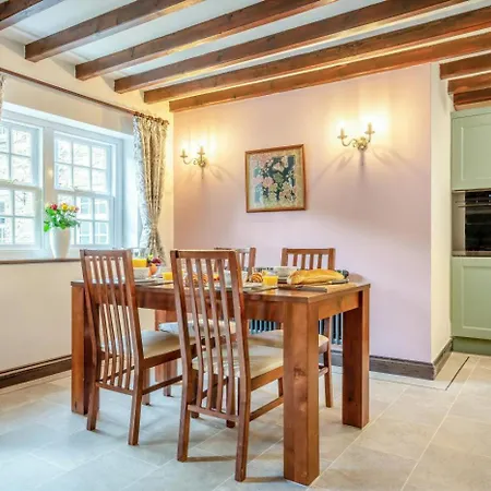 2 Bed In Oc-n41362